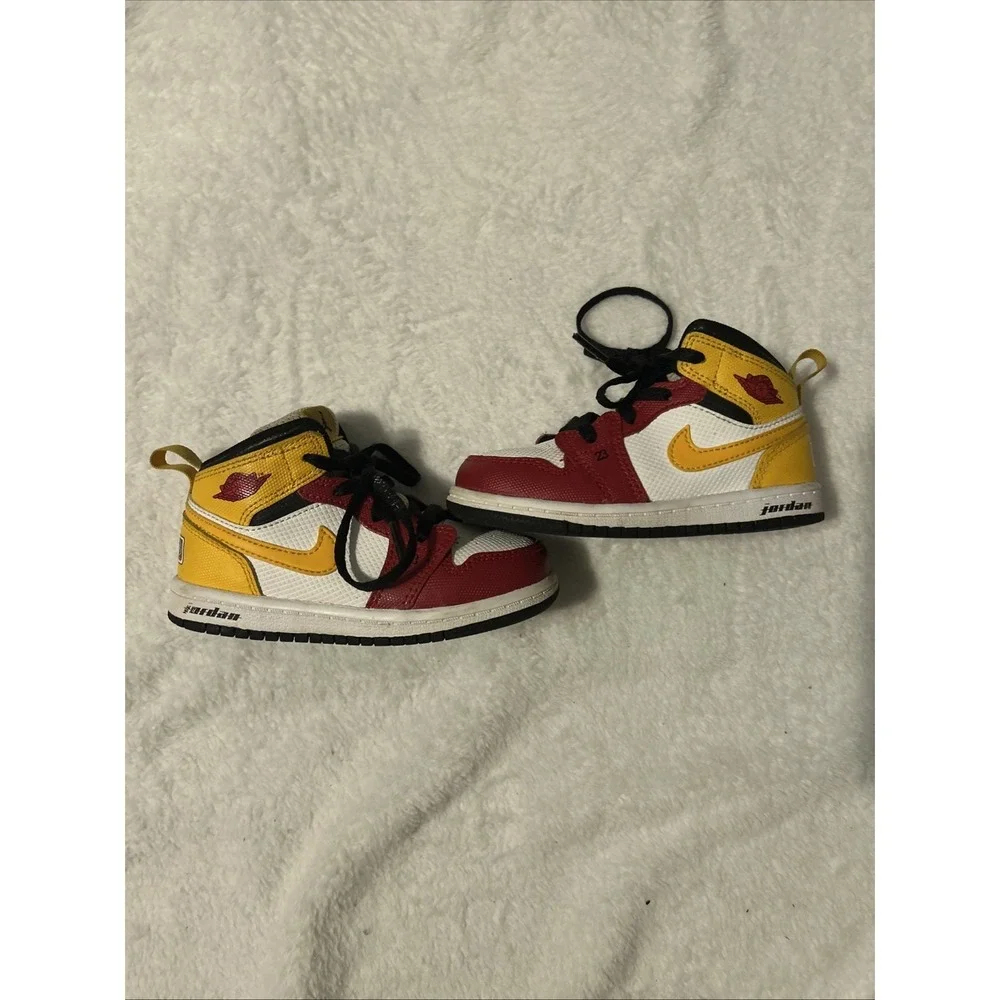 Nike Air Jordan 1 Mid SE Motorsport toddler Sneakers 8C Red/gold/white/black